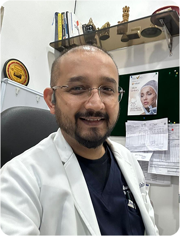 Dr. Raunak Shinde